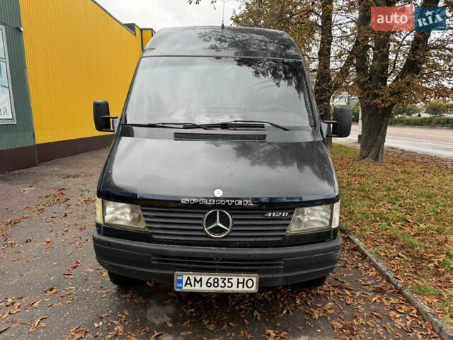 Черный Мерседес Sprinter, объемом двигателя 2.9 л и пробегом 485 тыс. км за 7500 $, фото 3 на Automoto.ua