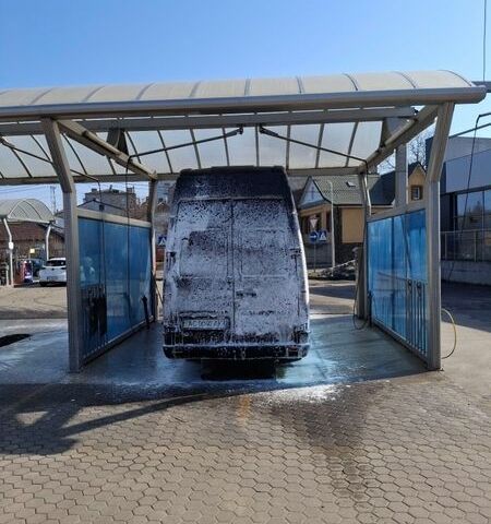 Чорний Мерседес Sprinter, об'ємом двигуна 2.7 л та пробігом 500 тис. км за 3750 $, фото 7 на Automoto.ua