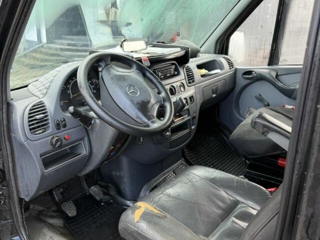 Чорний Мерседес Sprinter, об'ємом двигуна 2.7 л та пробігом 250 тис. км за 5750 $, фото 6 на Automoto.ua