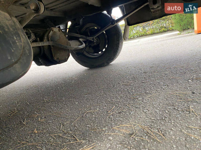 Черный Мерседес Sprinter, объемом двигателя 2.69 л и пробегом 296 тыс. км за 12950 $, фото 36 на Automoto.ua