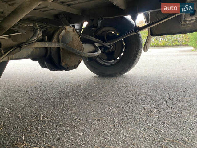 Черный Мерседес Sprinter, объемом двигателя 2.69 л и пробегом 299 тыс. км за 11999 $, фото 16 на Automoto.ua