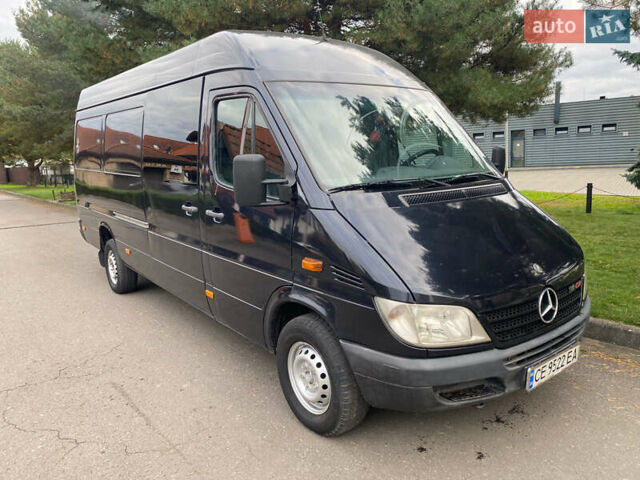 Черный Мерседес Sprinter, объемом двигателя 2.69 л и пробегом 296 тыс. км за 12950 $, фото 14 на Automoto.ua