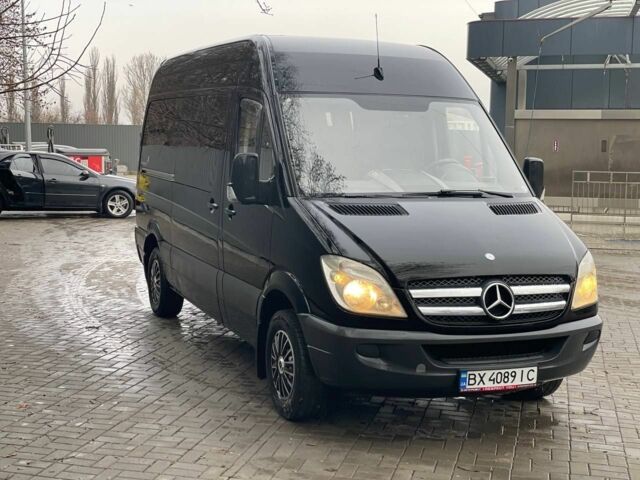 Чорний Мерседес Sprinter, об'ємом двигуна 2.1 л та пробігом 390 тис. км за 9400 $, фото 23 на Automoto.ua