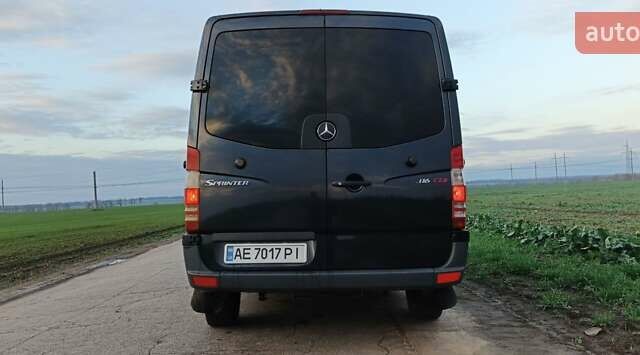 Чорний Мерседес Sprinter, об'ємом двигуна 2.2 л та пробігом 390 тис. км за 14800 $, фото 8 на Automoto.ua