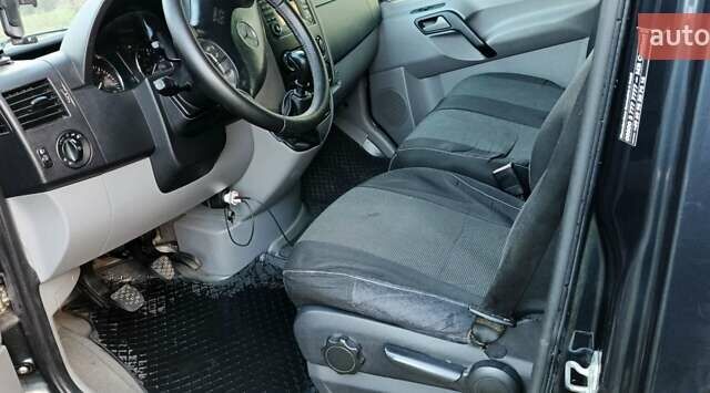 Чорний Мерседес Sprinter, об'ємом двигуна 2.2 л та пробігом 390 тис. км за 14800 $, фото 15 на Automoto.ua