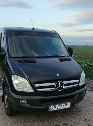 Чорний Мерседес Sprinter, об'ємом двигуна 2.2 л та пробігом 390 тис. км за 14800 $, фото 2 на Automoto.ua