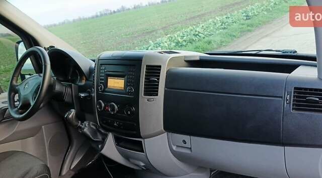 Чорний Мерседес Sprinter, об'ємом двигуна 2.2 л та пробігом 390 тис. км за 14800 $, фото 18 на Automoto.ua