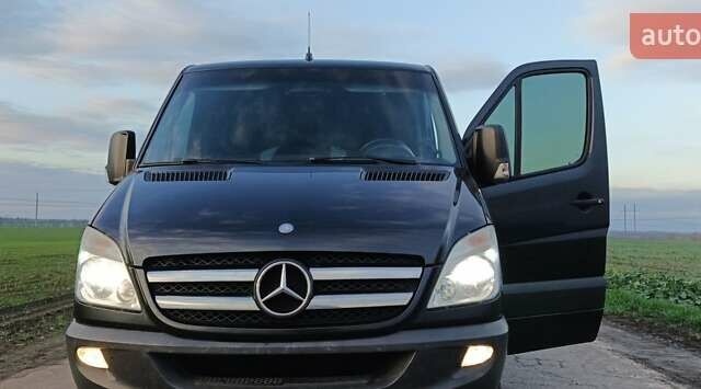 Чорний Мерседес Sprinter, об'ємом двигуна 2.2 л та пробігом 390 тис. км за 14800 $, фото 4 на Automoto.ua