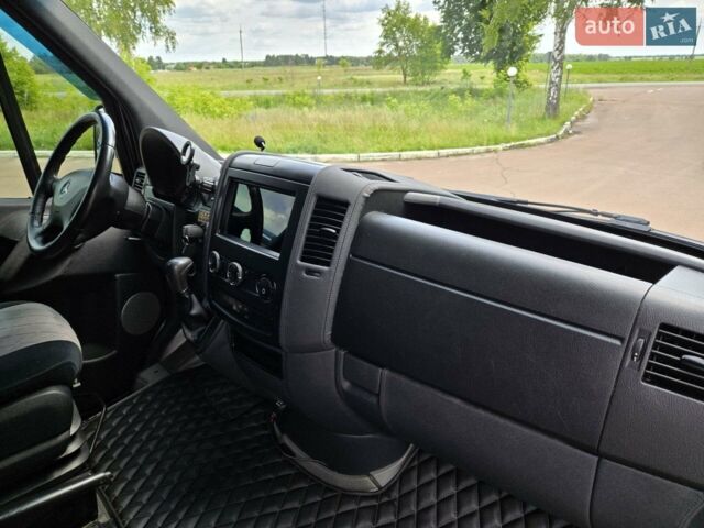 Чорний Мерседес Sprinter, об'ємом двигуна 2.14 л та пробігом 246 тис. км за 18000 $, фото 11 на Automoto.ua
