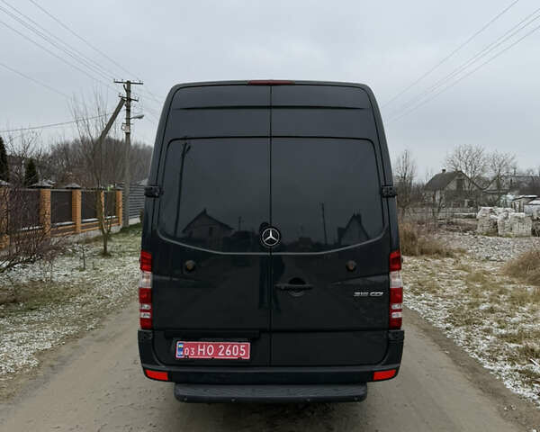 Черный Мерседес Sprinter, объемом двигателя 0 л и пробегом 303 тыс. км за 16900 $, фото 7 на Automoto.ua