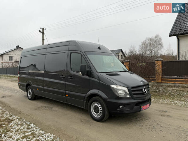 Черный Мерседес Sprinter, объемом двигателя 0 л и пробегом 303 тыс. км за 16900 $, фото 8 на Automoto.ua