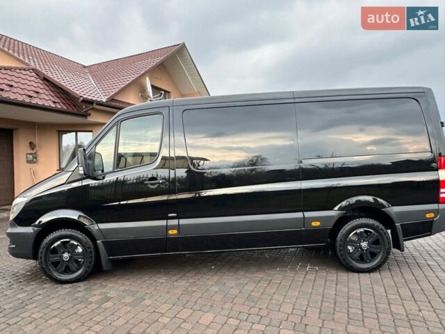 Черный Мерседес Sprinter, объемом двигателя 2.2 л и пробегом 288 тыс. км за 21450 $, фото 4 на Automoto.ua