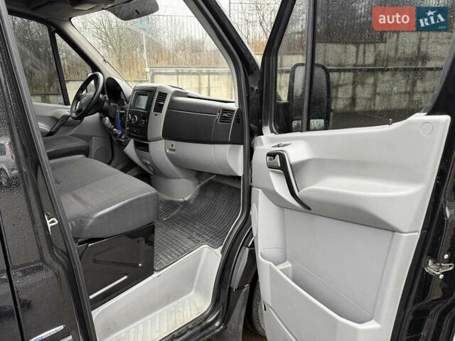 Черный Мерседес Sprinter, объемом двигателя 2.2 л и пробегом 290 тыс. км за 15600 $, фото 22 на Automoto.ua