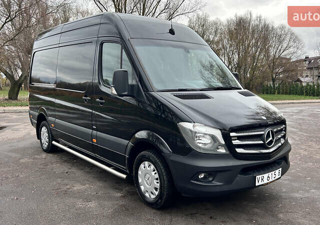 Чорний Мерседес Sprinter, об'ємом двигуна 0 л та пробігом 298 тис. км за 21750 $, фото 3 на Automoto.ua