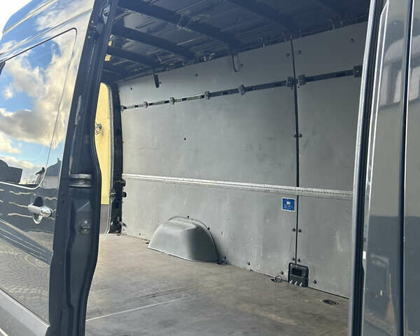 Мерседес Sprinter 2014 в Надворной на Automoto.ua Черный Мерседес Sprinter, объемом двигателя 2.2 л и пробегом 380 тыс. км за 16000 $, фото 10 на Automoto.ua