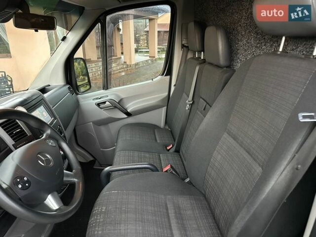 Черный Мерседес Sprinter, объемом двигателя 2.2 л и пробегом 288 тыс. км за 21450 $, фото 40 на Automoto.ua