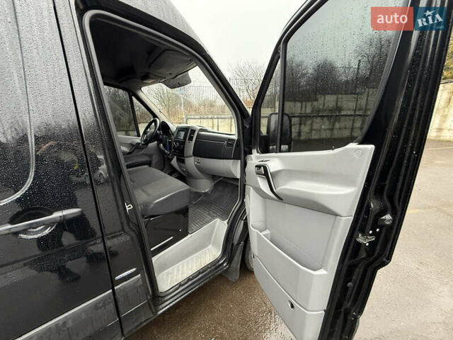 Черный Мерседес Sprinter, объемом двигателя 2.2 л и пробегом 290 тыс. км за 15600 $, фото 21 на Automoto.ua