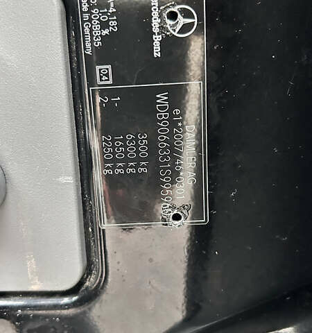 Чорний Мерседес Sprinter, об'ємом двигуна 0 л та пробігом 298 тис. км за 21750 $, фото 25 на Automoto.ua