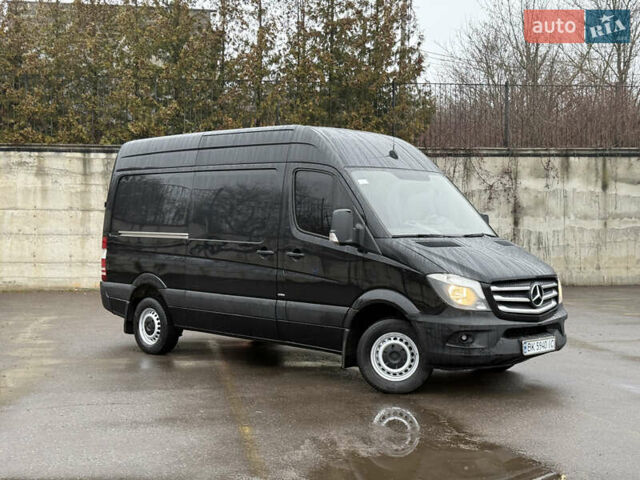 Черный Мерседес Sprinter, объемом двигателя 2.2 л и пробегом 290 тыс. км за 15600 $, фото 2 на Automoto.ua