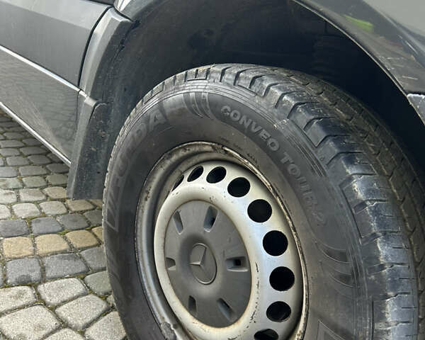 Мерседес Sprinter 2014 в Надворной на Automoto.ua Черный Мерседес Sprinter, объемом двигателя 2.2 л и пробегом 380 тыс. км за 16000 $, фото 7 на Automoto.ua