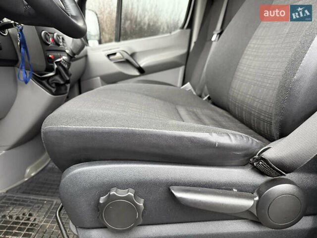 Черный Мерседес Sprinter, объемом двигателя 2.2 л и пробегом 290 тыс. км за 15600 $, фото 37 на Automoto.ua