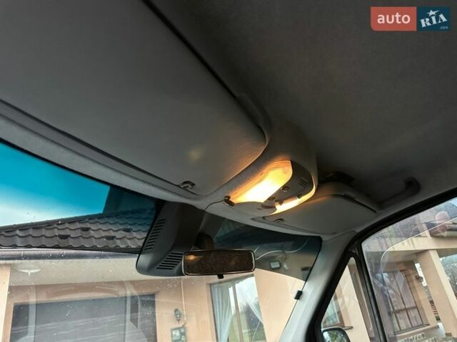 Черный Мерседес Sprinter, объемом двигателя 2.2 л и пробегом 288 тыс. км за 21450 $, фото 43 на Automoto.ua