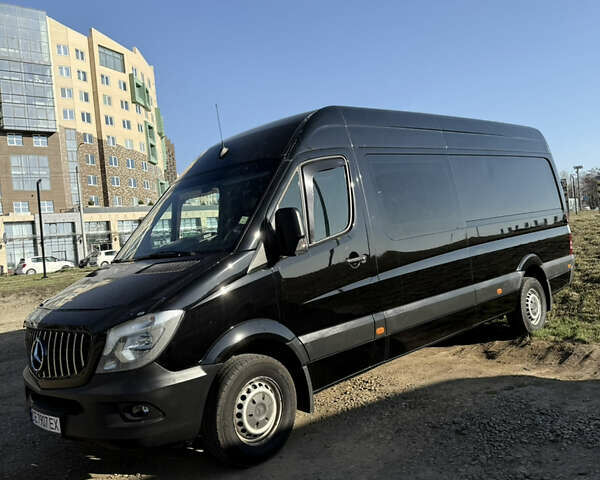 Черный Мерседес Sprinter, объемом двигателя 2.2 л и пробегом 500 тыс. км за 25800 $, фото 2 на Automoto.ua