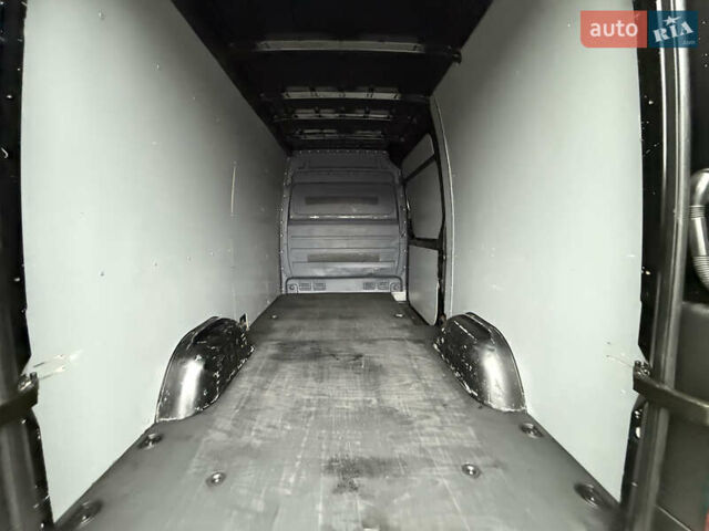 Черный Мерседес Sprinter, объемом двигателя 2.2 л и пробегом 290 тыс. км за 15600 $, фото 34 на Automoto.ua