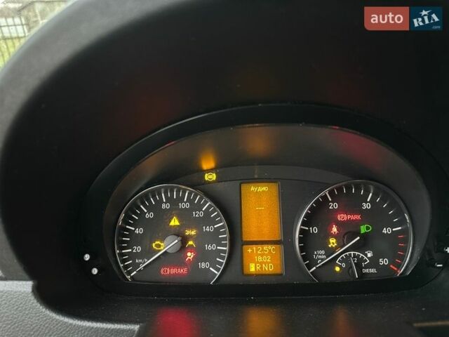 Черный Мерседес Sprinter, объемом двигателя 2.2 л и пробегом 288 тыс. км за 21450 $, фото 48 на Automoto.ua
