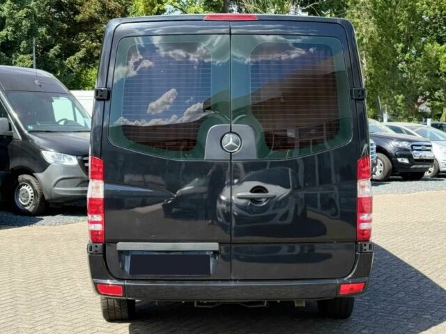 Черный Мерседес Sprinter, объемом двигателя 2.2 л и пробегом 80 тыс. км за 16000 $, фото 3 на Automoto.ua
