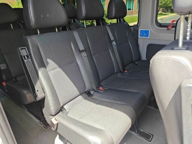 Черный Мерседес Sprinter, объемом двигателя 3 л и пробегом 77 тыс. км за 5600 $, фото 11 на Automoto.ua