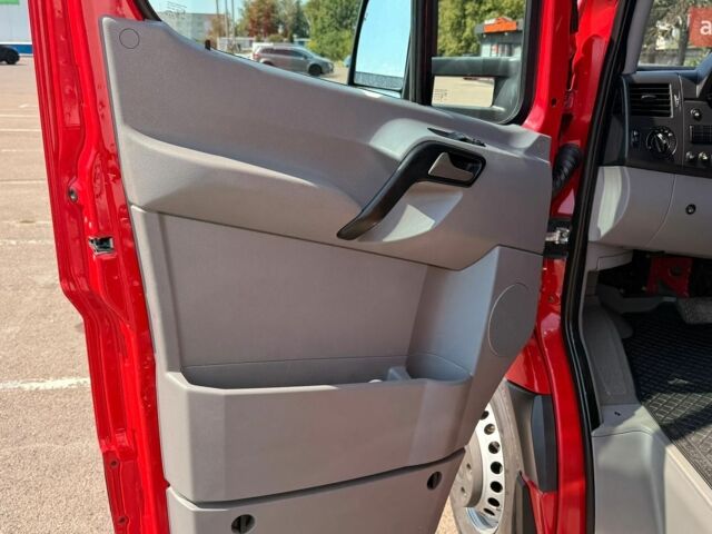 Чорний Мерседес Sprinter, об'ємом двигуна 3 л та пробігом 364 тис. км за 29000 $, фото 28 на Automoto.ua