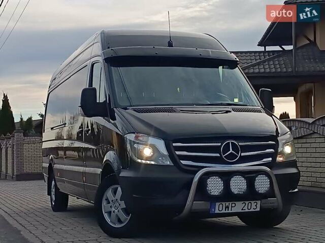 Черный Мерседес Sprinter, объемом двигателя 2.99 л и пробегом 320 тыс. км за 29750 $, фото 21 на Automoto.ua