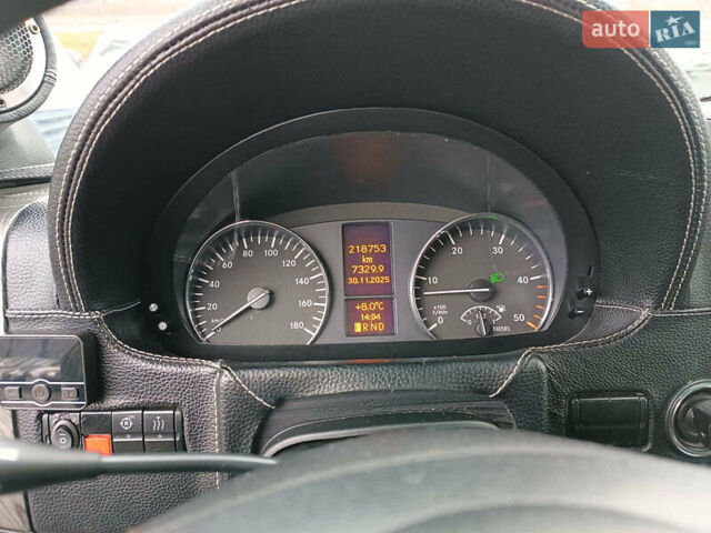 Черный Мерседес Sprinter, объемом двигателя 3 л и пробегом 218 тыс. км за 35790 $, фото 26 на Automoto.ua