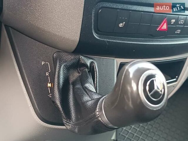 Черный Мерседес Sprinter, объемом двигателя 2.99 л и пробегом 320 тыс. км за 29750 $, фото 49 на Automoto.ua