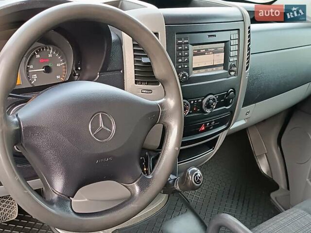 Черный Мерседес Sprinter, объемом двигателя 2.99 л и пробегом 320 тыс. км за 29750 $, фото 39 на Automoto.ua