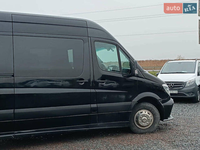 Черный Мерседес Sprinter, объемом двигателя 3 л и пробегом 218 тыс. км за 35790 $, фото 14 на Automoto.ua