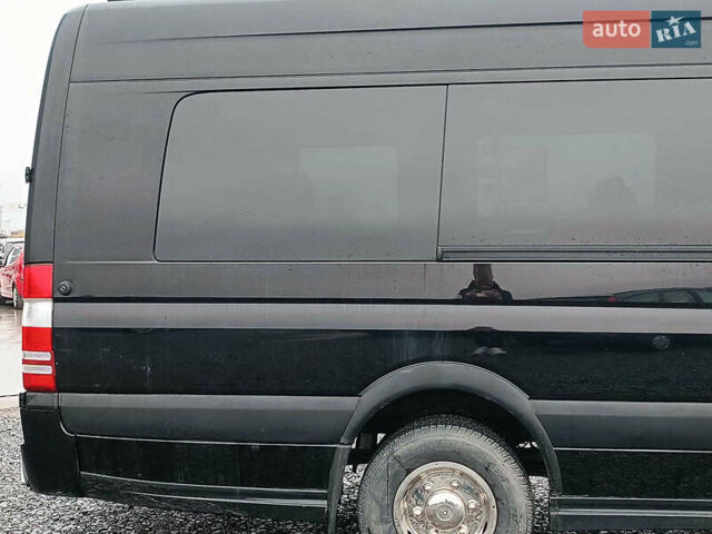 Черный Мерседес Sprinter, объемом двигателя 3 л и пробегом 218 тыс. км за 35790 $, фото 15 на Automoto.ua