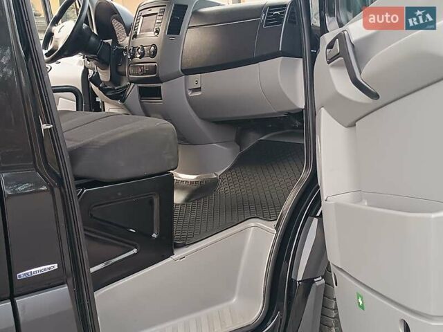 Черный Мерседес Sprinter, объемом двигателя 2.99 л и пробегом 320 тыс. км за 29750 $, фото 40 на Automoto.ua