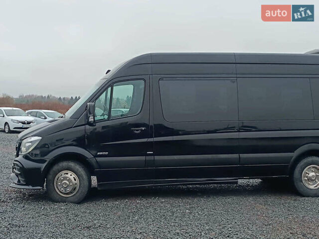 Черный Мерседес Sprinter, объемом двигателя 3 л и пробегом 218 тыс. км за 35790 $, фото 2 на Automoto.ua