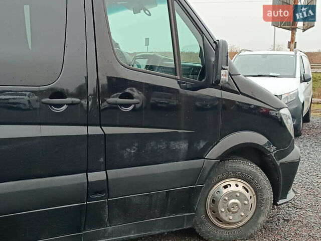 Черный Мерседес Sprinter, объемом двигателя 3 л и пробегом 218 тыс. км за 35790 $, фото 17 на Automoto.ua