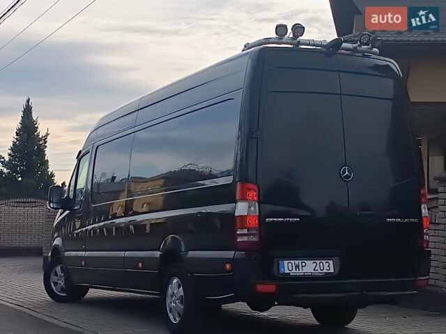 Черный Мерседес Sprinter, объемом двигателя 2.99 л и пробегом 320 тыс. км за 29750 $, фото 11 на Automoto.ua