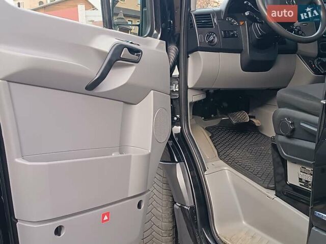 Черный Мерседес Sprinter, объемом двигателя 2.99 л и пробегом 320 тыс. км за 29750 $, фото 34 на Automoto.ua
