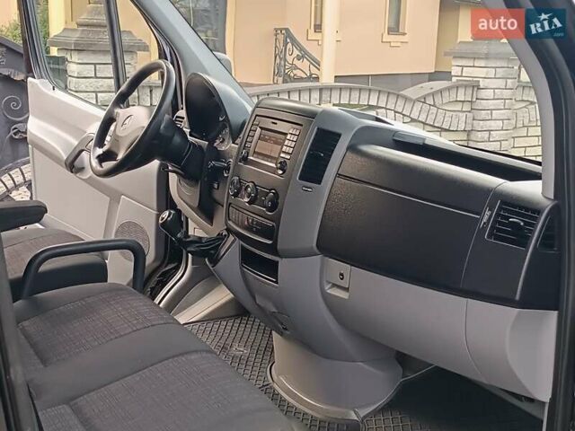 Черный Мерседес Sprinter, объемом двигателя 2.99 л и пробегом 320 тыс. км за 29750 $, фото 41 на Automoto.ua