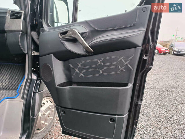 Черный Мерседес Sprinter, объемом двигателя 3 л и пробегом 218 тыс. км за 35790 $, фото 33 на Automoto.ua