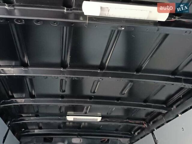 Черный Мерседес Sprinter, объемом двигателя 2.99 л и пробегом 320 тыс. км за 29750 $, фото 55 на Automoto.ua
