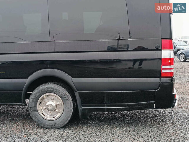 Черный Мерседес Sprinter, объемом двигателя 3 л и пробегом 218 тыс. км за 35790 $, фото 6 на Automoto.ua