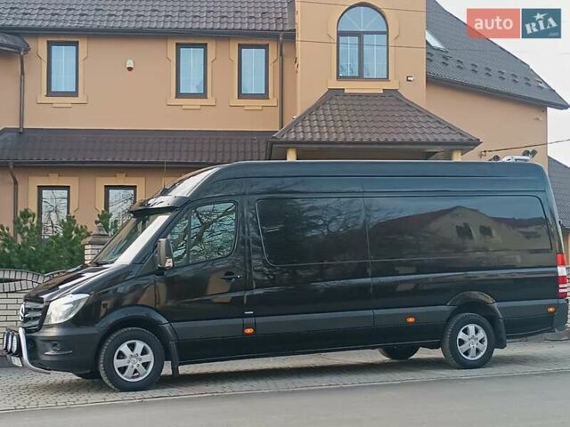 Черный Мерседес Sprinter, объемом двигателя 2.99 л и пробегом 320 тыс. км за 29750 $, фото 5 на Automoto.ua