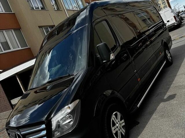 Черный Мерседес Sprinter, объемом двигателя 2.14 л и пробегом 313 тыс. км за 26300 $, фото 3 на Automoto.ua