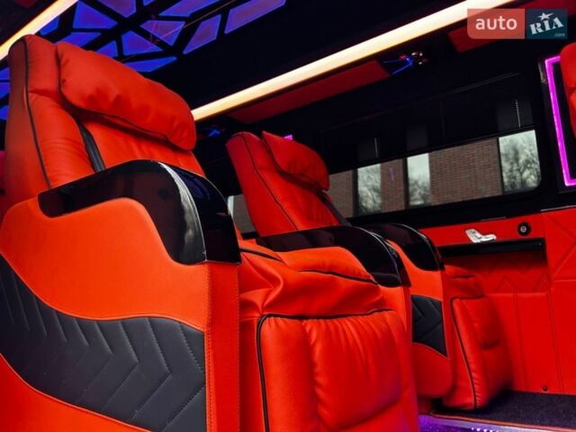 Чорний Мерседес Sprinter, об'ємом двигуна 2.99 л та пробігом 450 тис. км за 50000 $, фото 25 на Automoto.ua